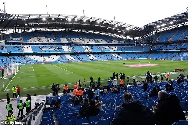 Sân vận động Etihad - Câu lạc bộ Manchester City